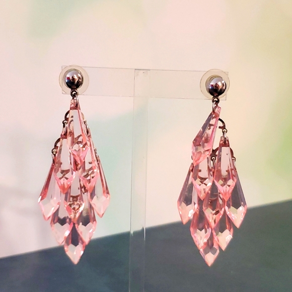 Jewelry - Pink acrylic Cascading dangle earrings Silver tone pierced Prom Wedding